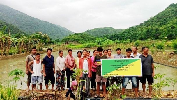 Farmers and officials during the demonstration programme on ‘fishery pond management’ held at Tethuyo village. (Photo Courtesy: ATMA Kiphire)